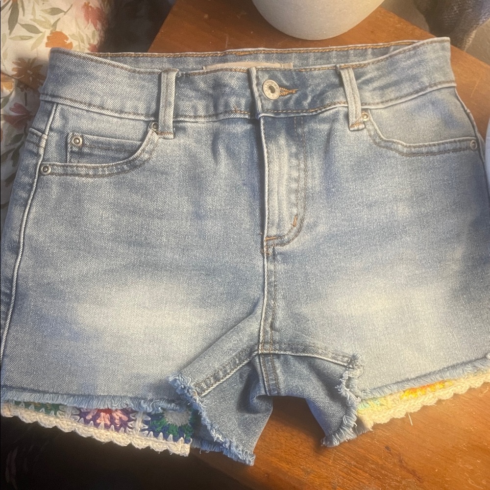 Girls Like New Tractr Light Blue Denim Shorts with Colorful Trim